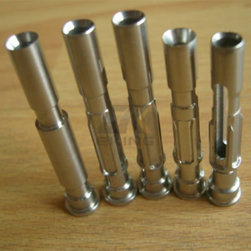 Machine tool(10)